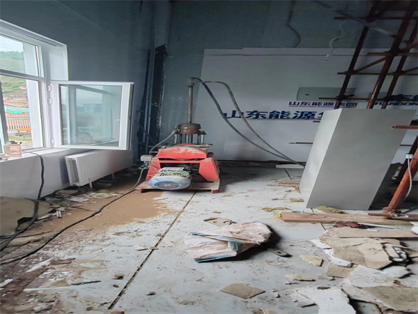 峨山地基基础下沉墙体裂缝加固注浆顶升施工